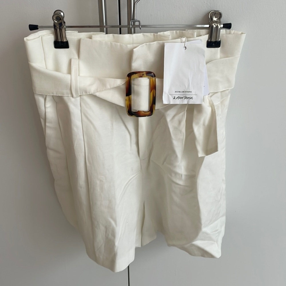 NWT & Other Stories White Belted Shorts